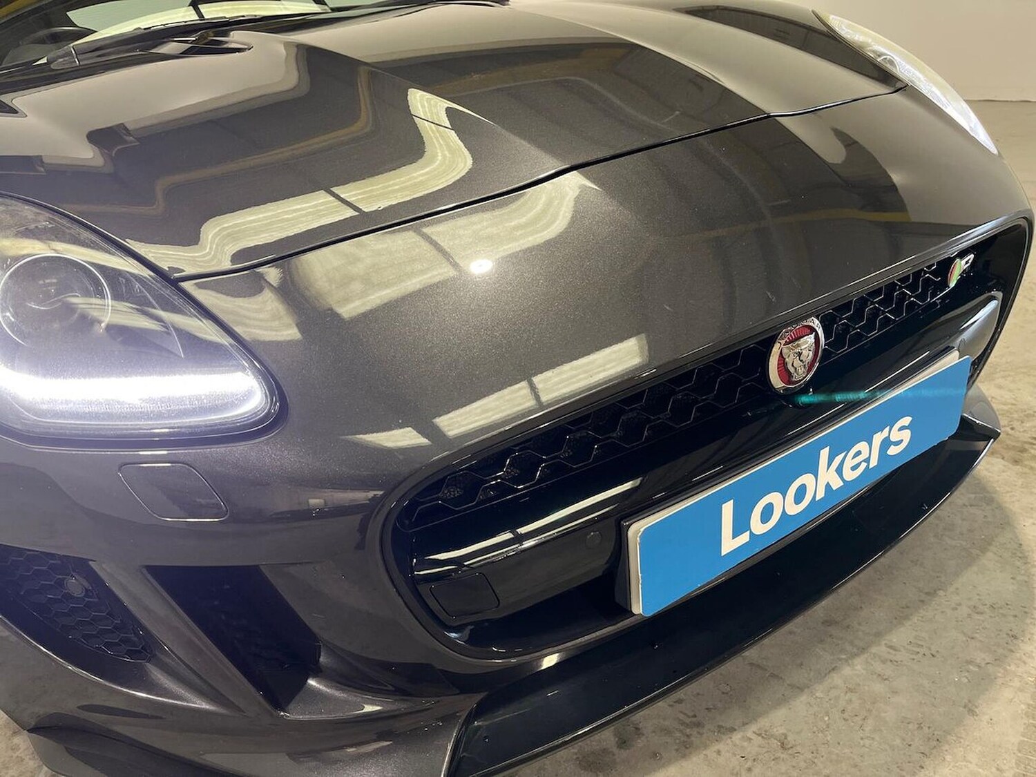 Used Jaguar F-Type 2015 for sale - 77901585: Photo 33