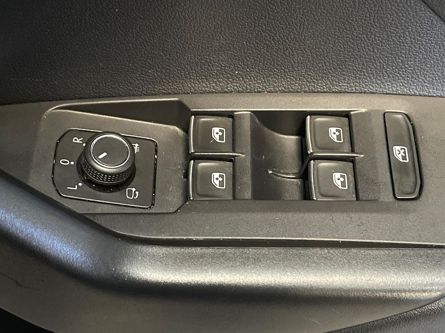 Used Volkswagen T-Cross 2022 for sale - 76128975: Photo 21
