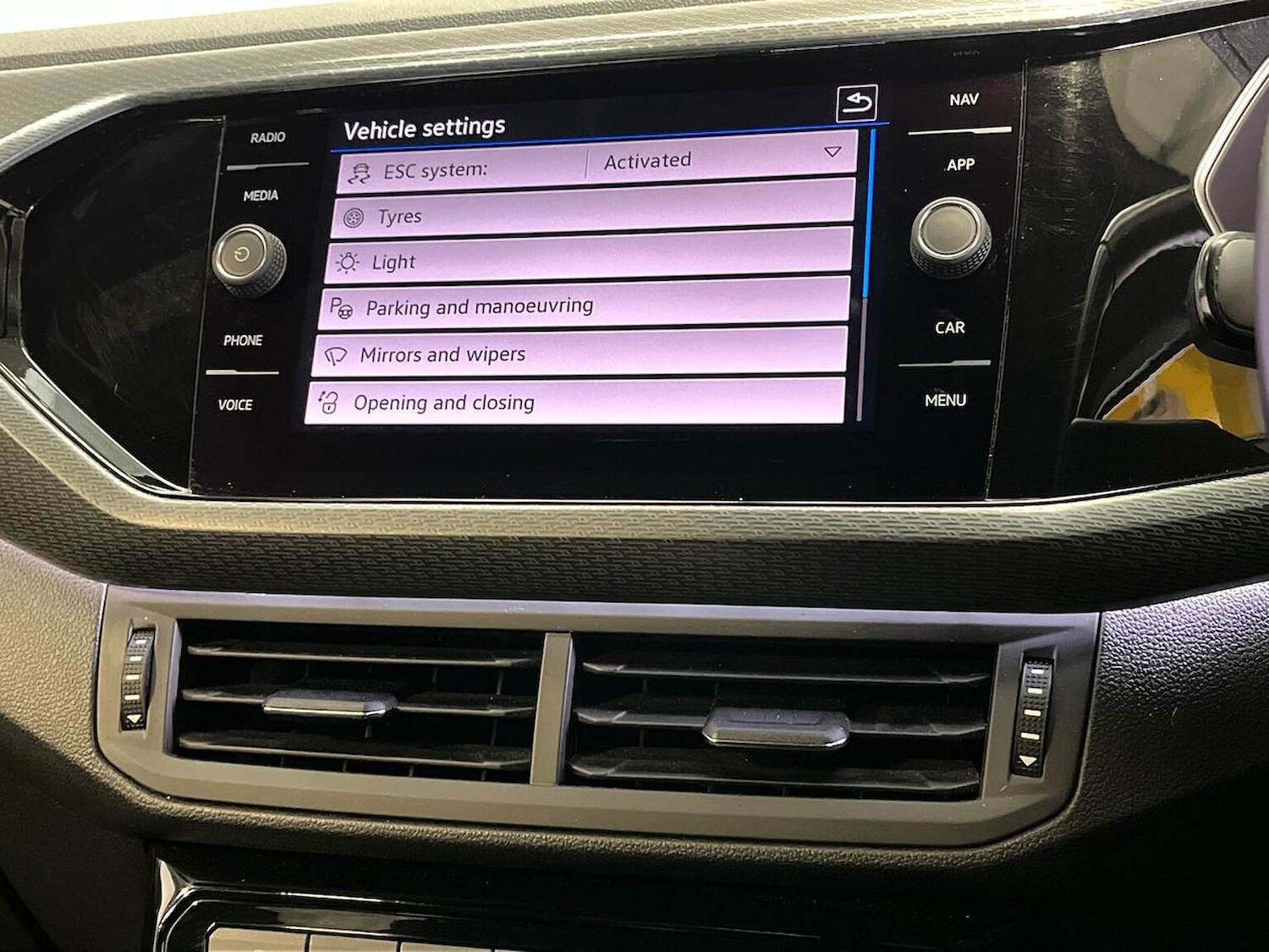 Used Volkswagen T-Cross 2022 for sale - 76128975: Photo 38