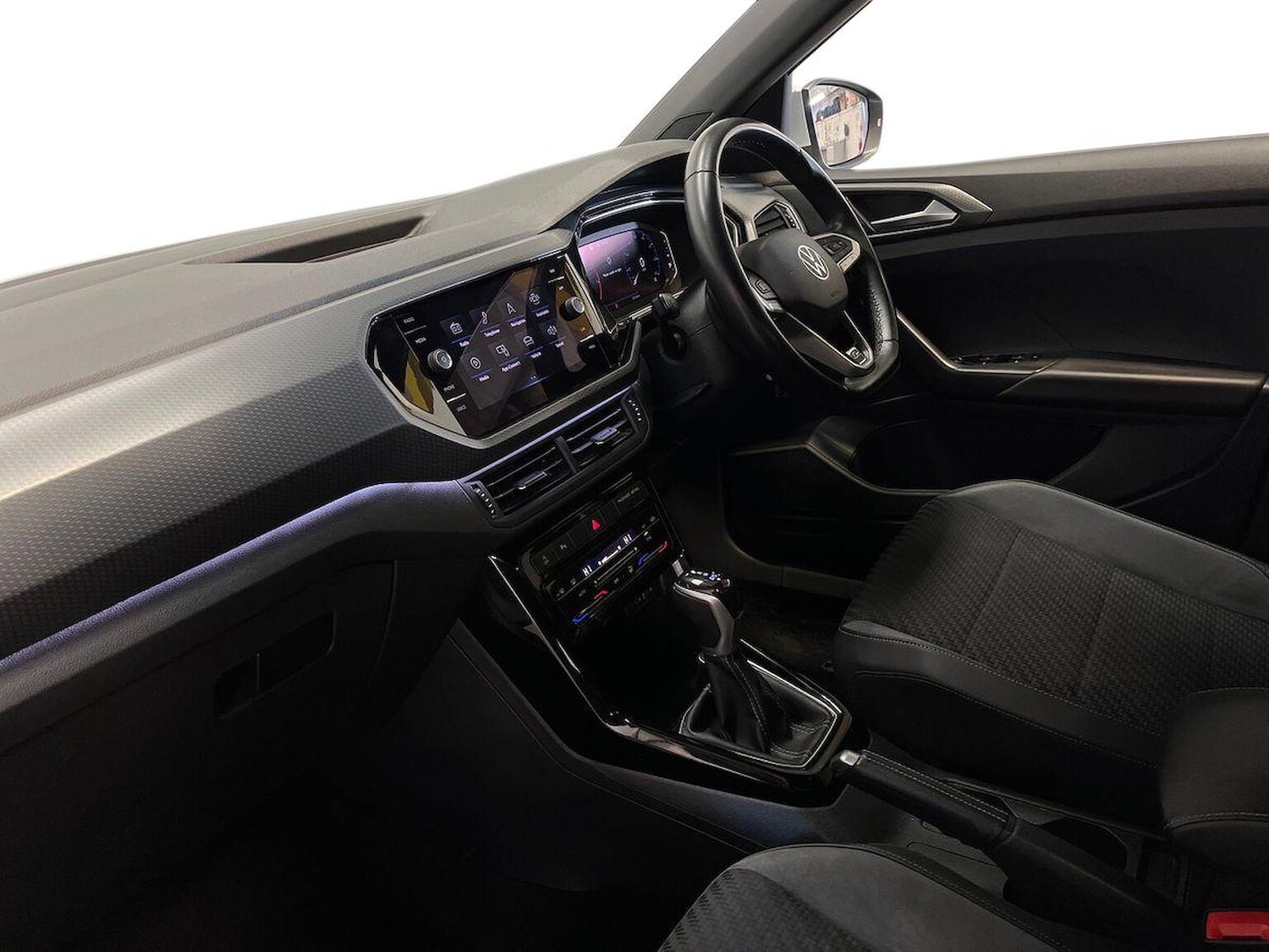 Used Volkswagen T-Cross 2022 for sale - 76128975: Photo 7