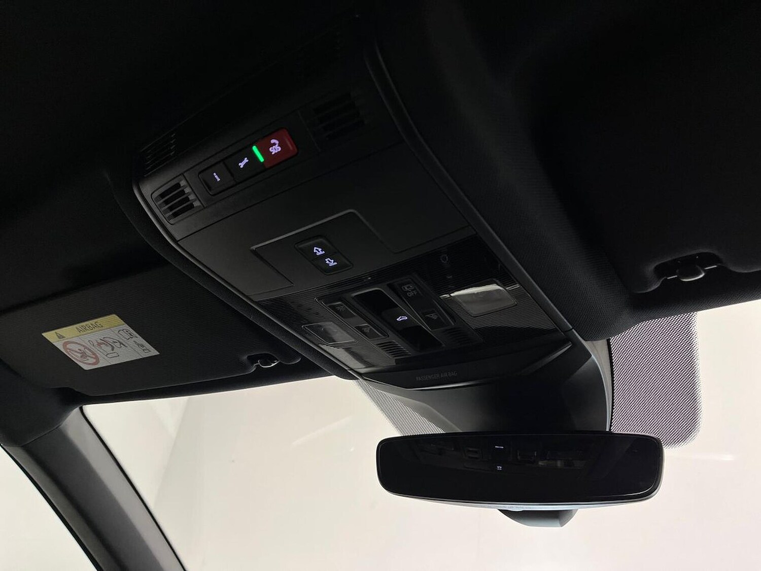 Used Volkswagen T-Roc 2023 for sale - 78195873: Photo 14