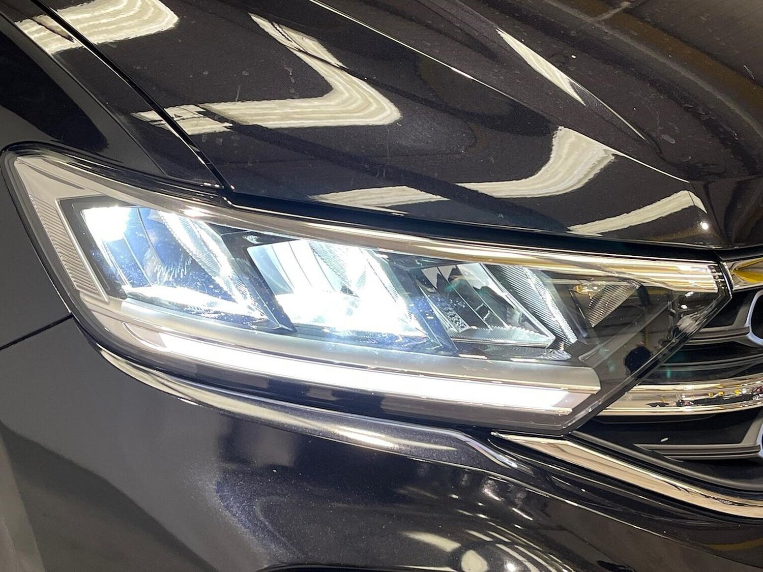 Used Volkswagen T-Roc 2023 for sale - 78195873: Photo 34