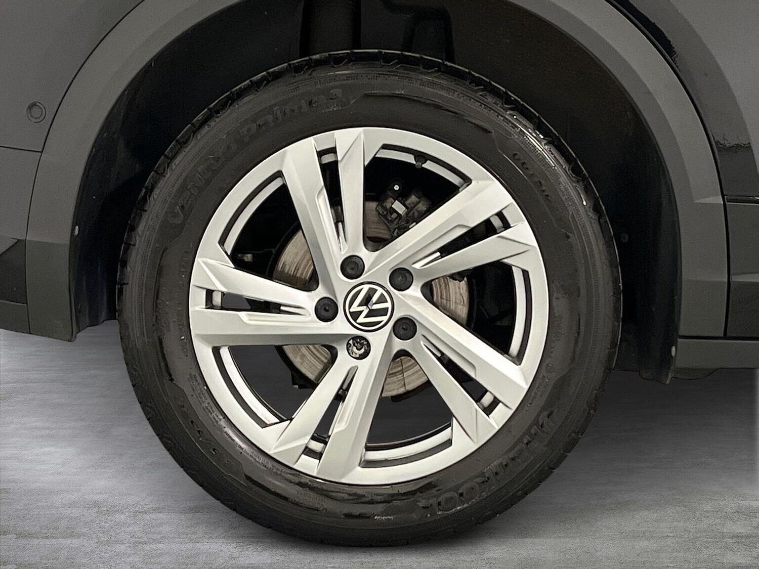 Used Volkswagen T-Roc 2023 for sale - 78195873: Photo 6