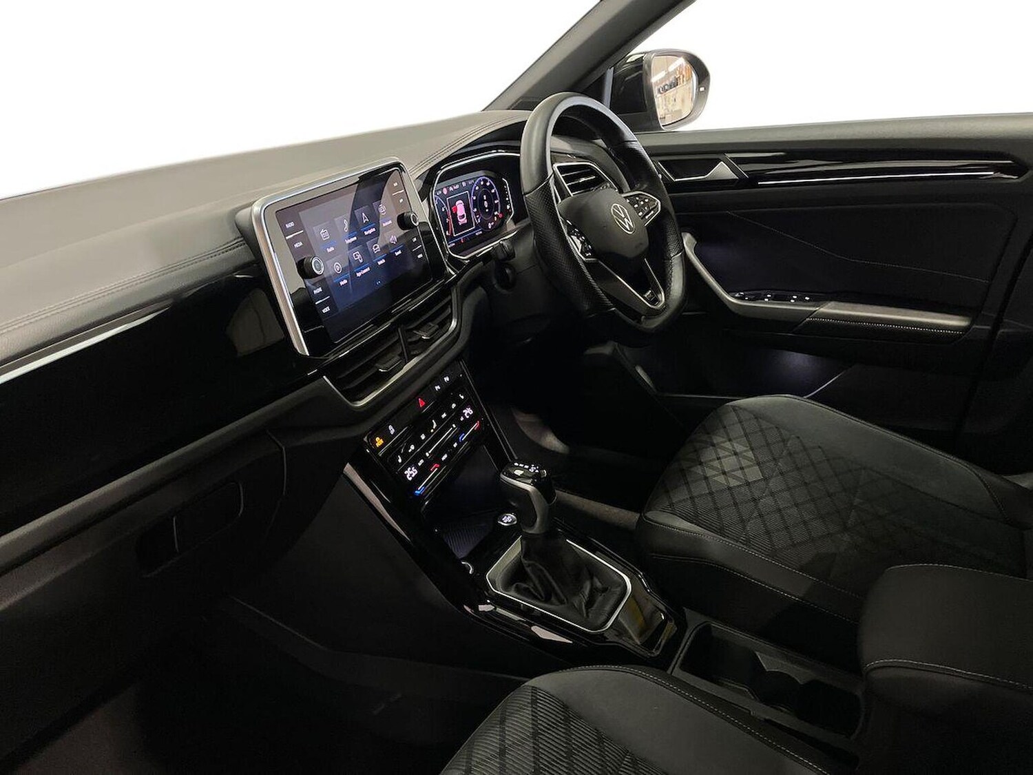 Used Volkswagen T-Roc 2023 for sale - 78195873: Photo 7