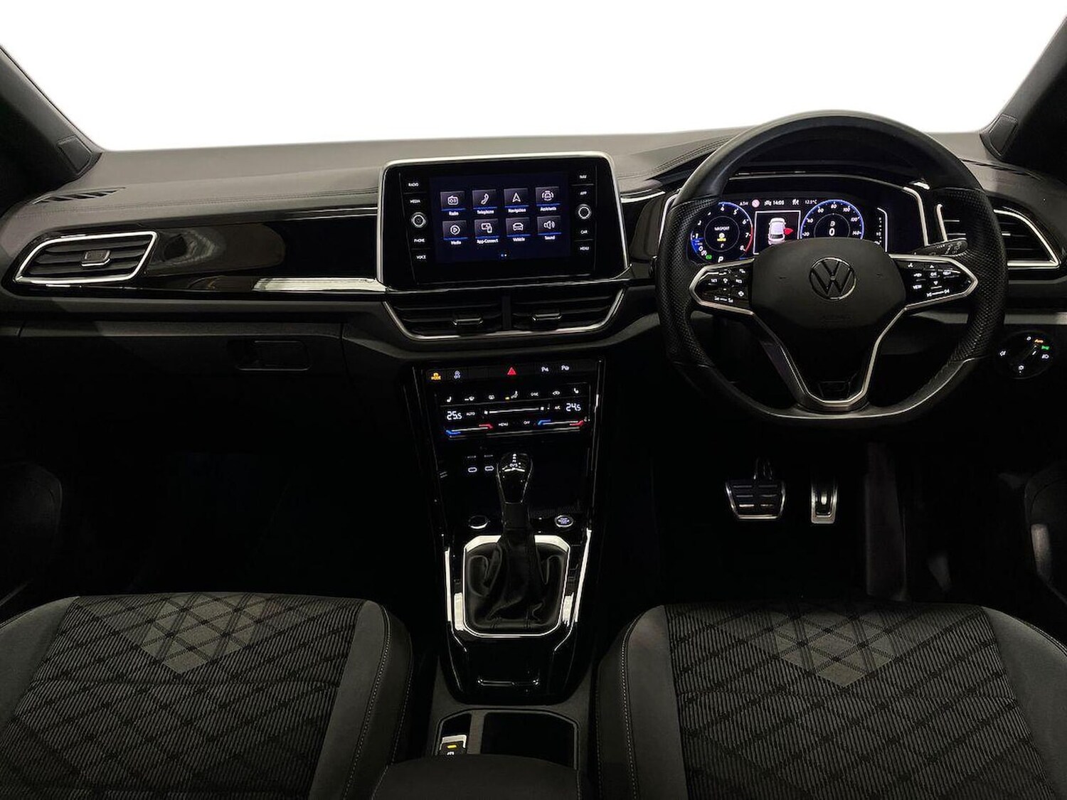 Used Volkswagen T-Roc 2023 for sale - 78195873: Photo 8