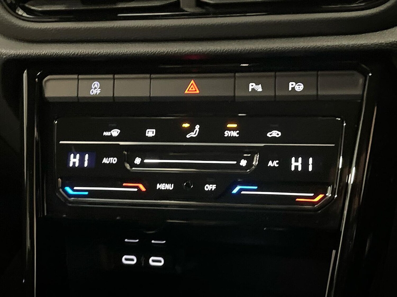 Used Volkswagen T-Roc 2026 for sale - 78195877: Photo 12