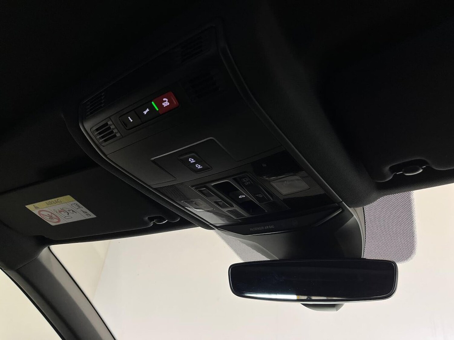 Used Volkswagen T-Roc 2026 for sale - 78195877: Photo 14