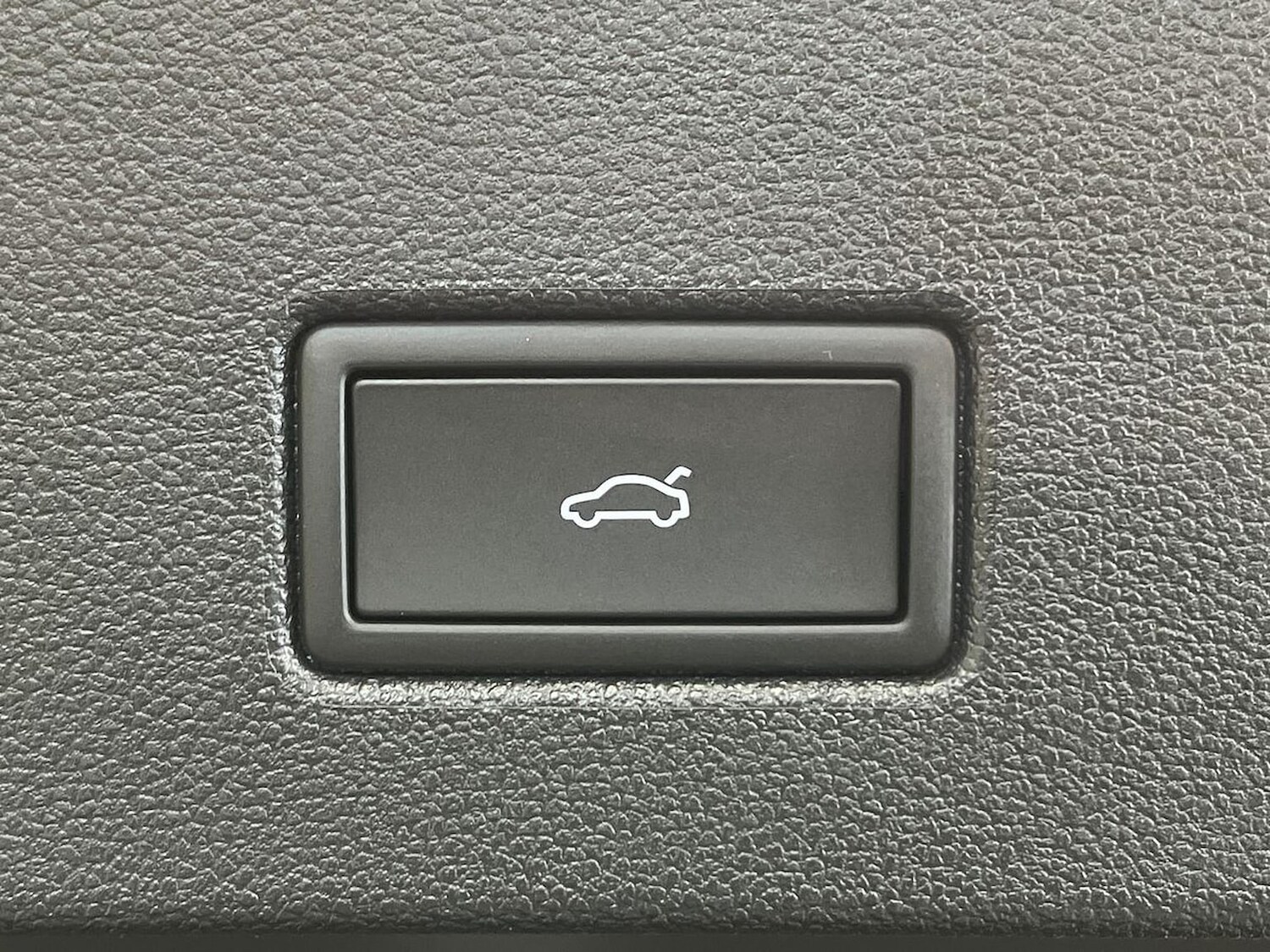 Used Volkswagen T-Roc 2026 for sale - 78195877: Photo 22