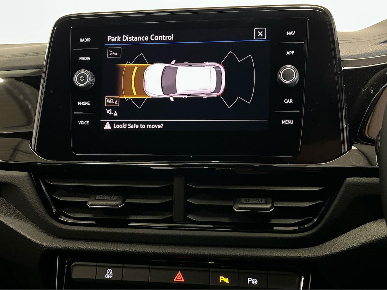 Used Volkswagen T-Roc 2026 for sale - 78195877: Photo 25