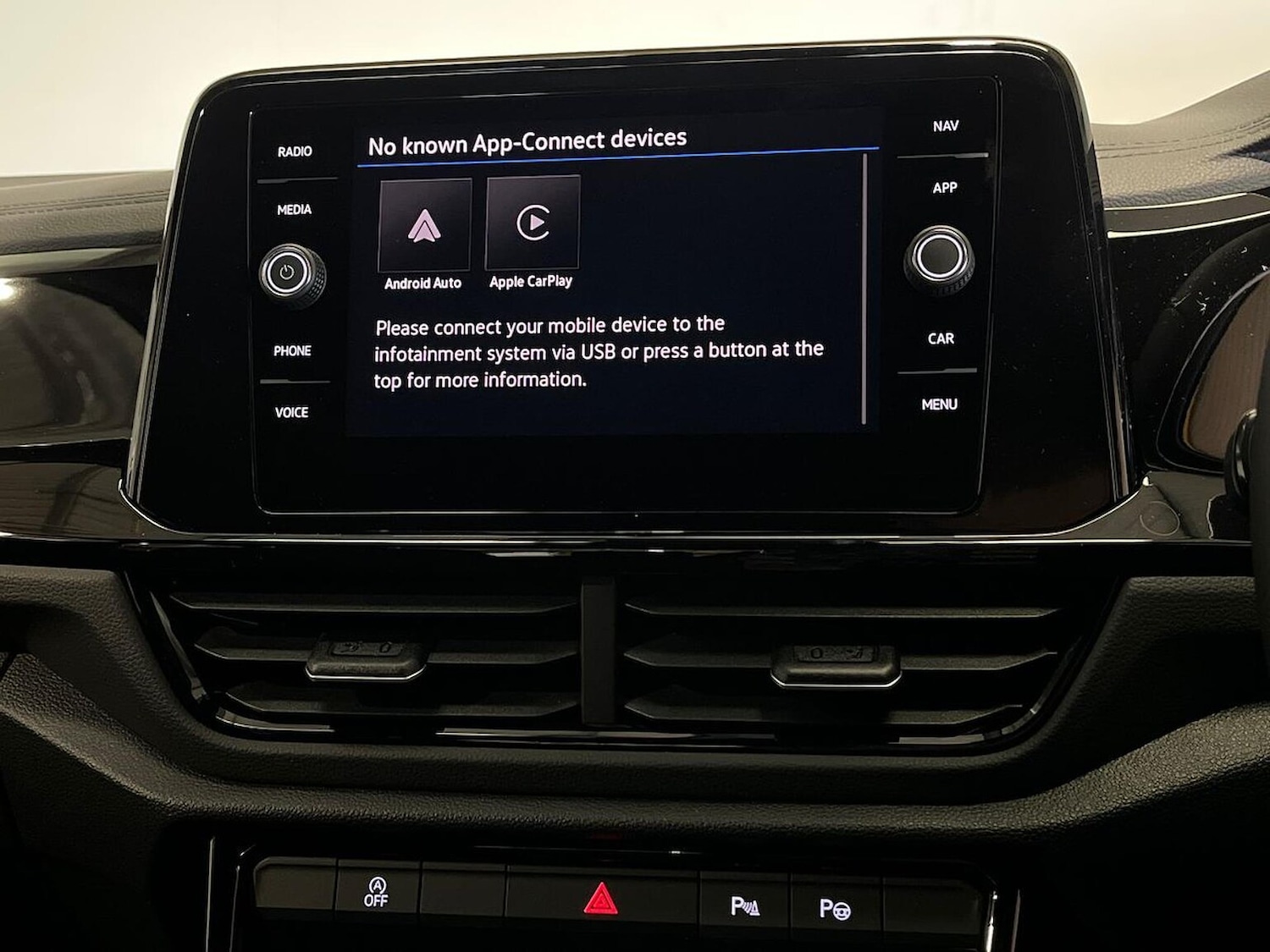 Used Volkswagen T-Roc 2026 for sale - 78195877: Photo 31