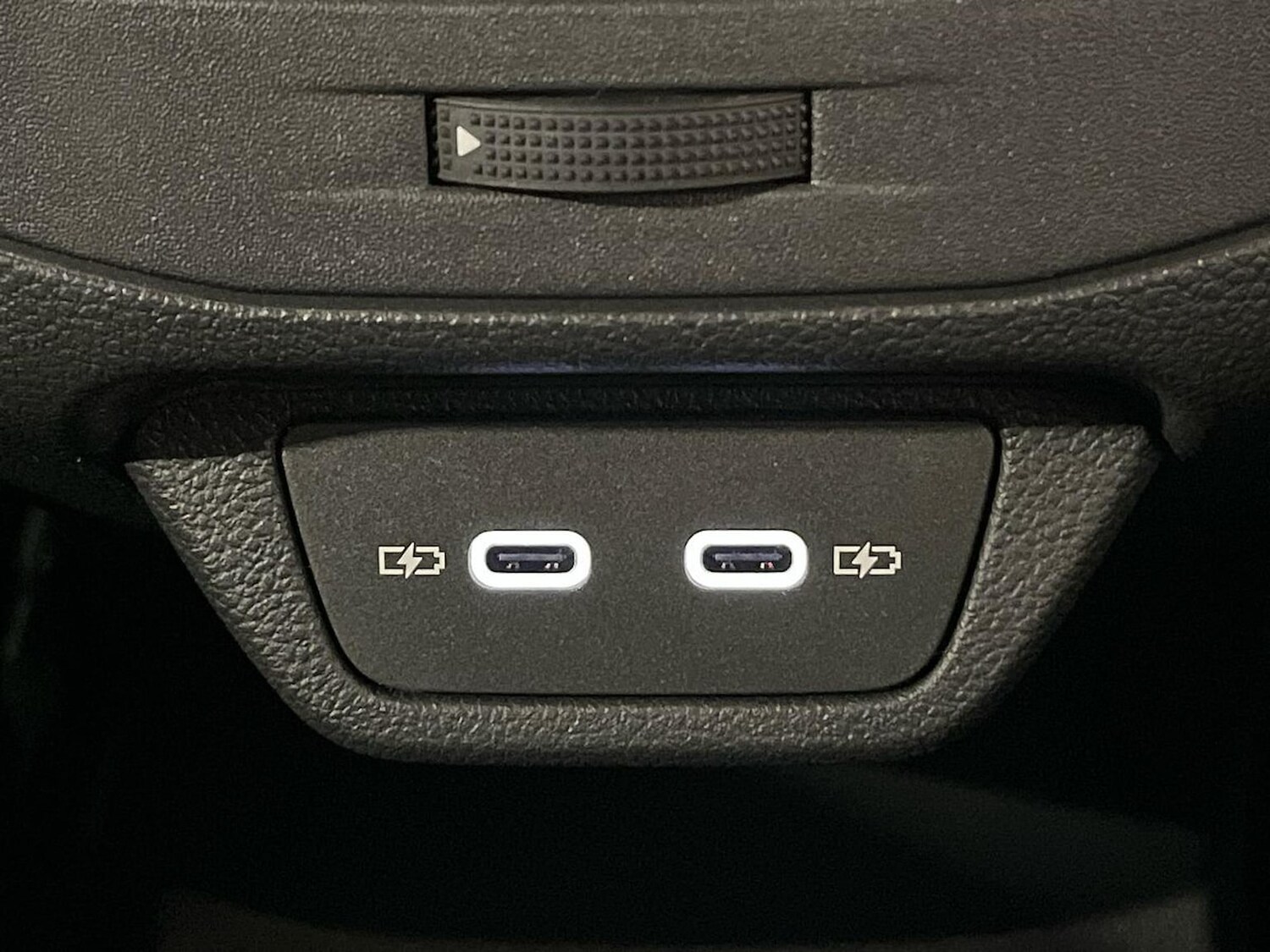 Used Volkswagen T-Roc 2026 for sale - 78195877: Photo 40