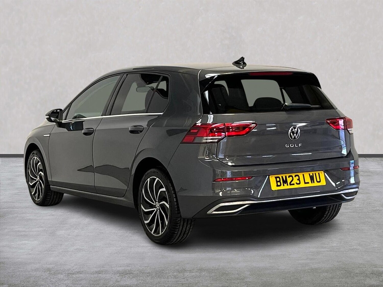 Used Volkswagen Golf 2023 for sale - 76288590: Photo 2