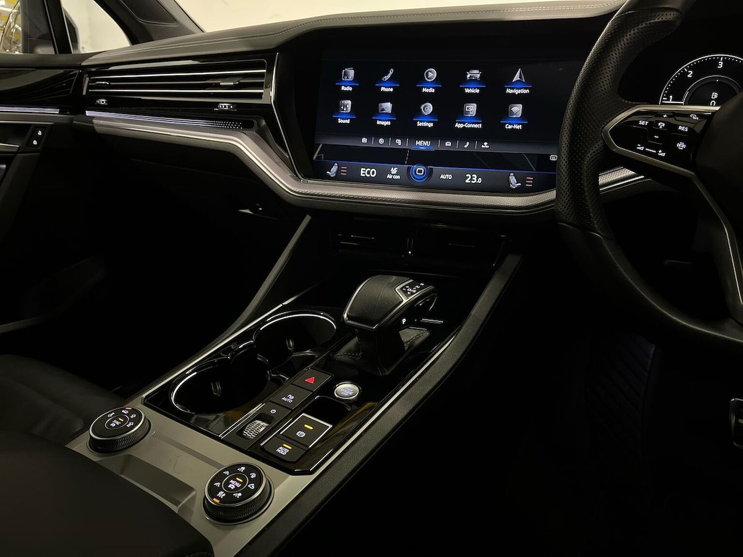 Used Volkswagen Touareg 2023 for sale - 76892113: Photo 13