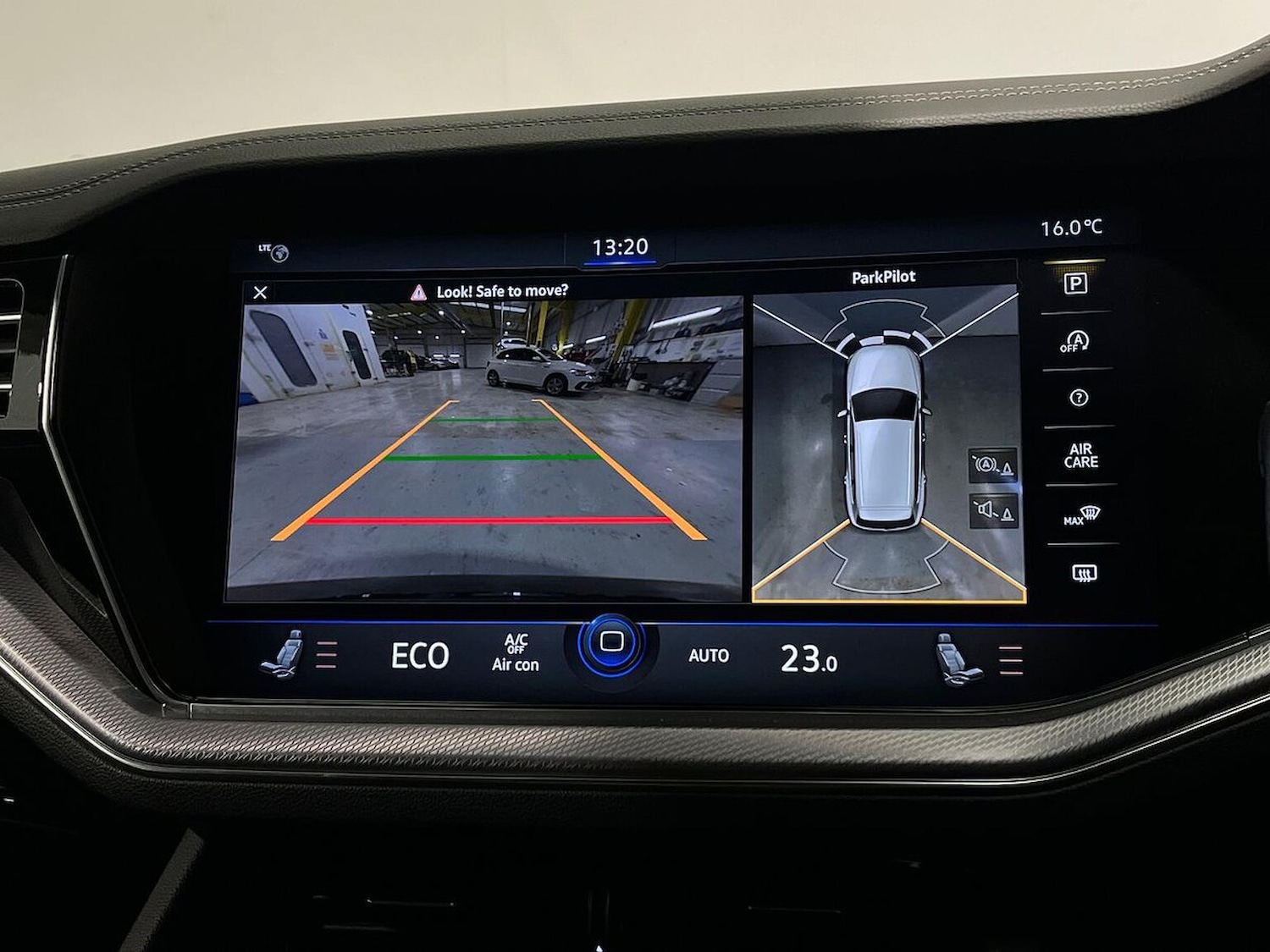 Used Volkswagen Touareg 2023 for sale - 76892113: Photo 23