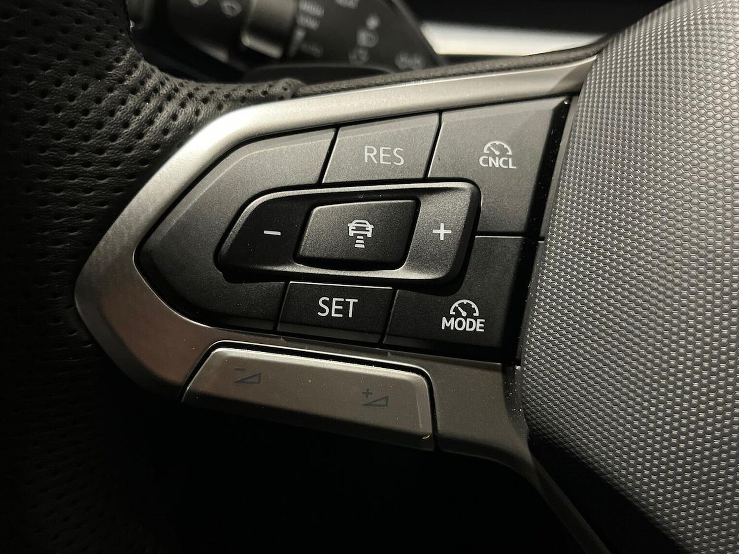 Used Volkswagen Touran 2025 for sale - 77488267: Photo 27