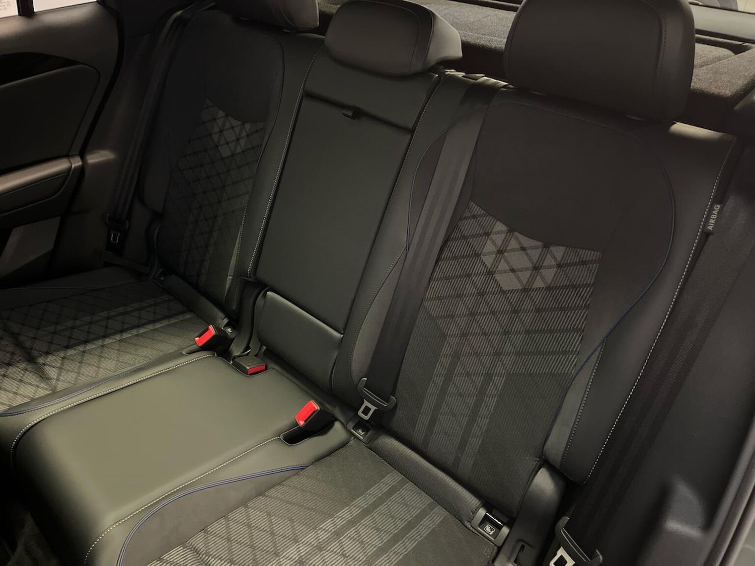 Used Volkswagen Tiguan 2025 for sale - 76555400: Photo 16