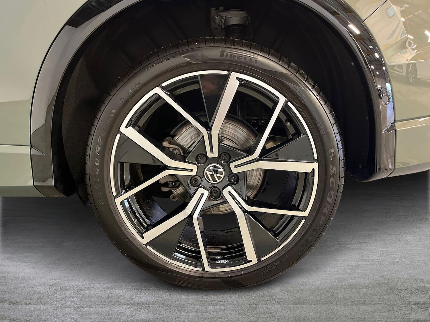 Used Volkswagen Tiguan 2025 for sale - 76555400: Photo 6