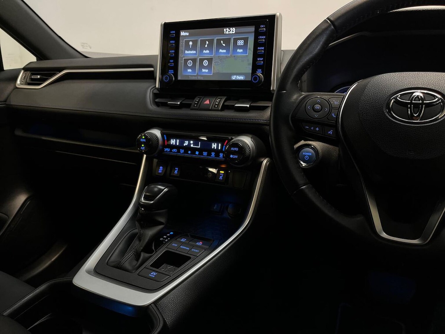 Used Toyota RAV4 2022 for sale - 76418201: Photo 13