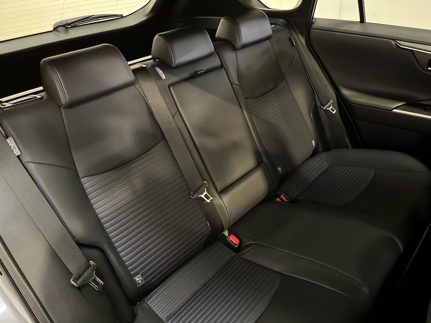 Used Toyota RAV4 2022 for sale - 76418201: Photo 16