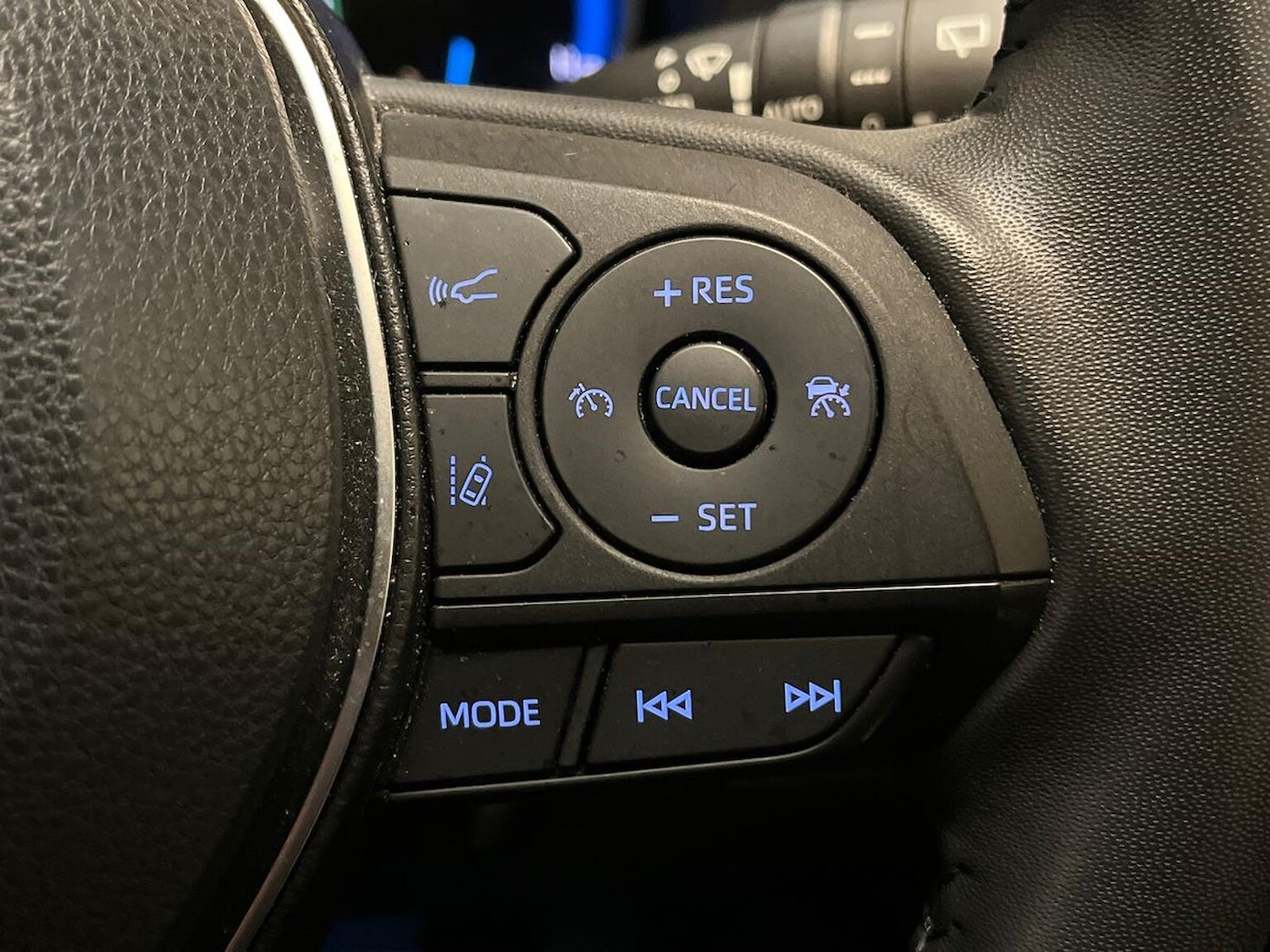 Used Toyota RAV4 2022 for sale - 76418201: Photo 26