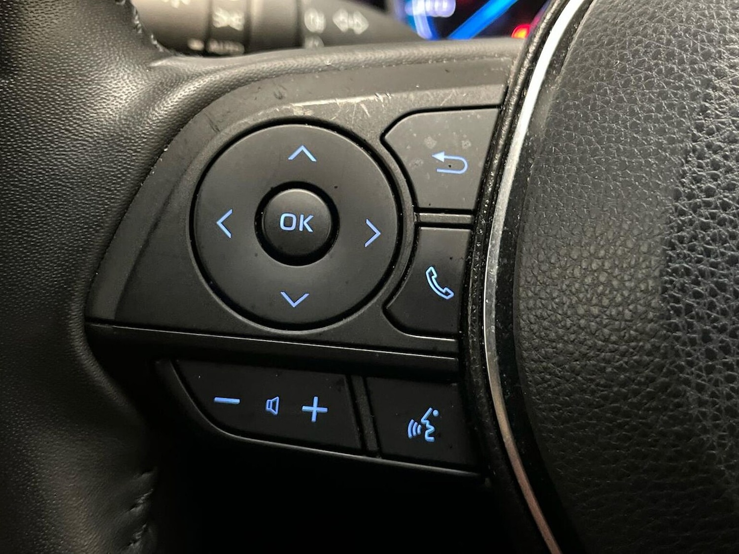 Used Toyota RAV4 2022 for sale - 76418201: Photo 27