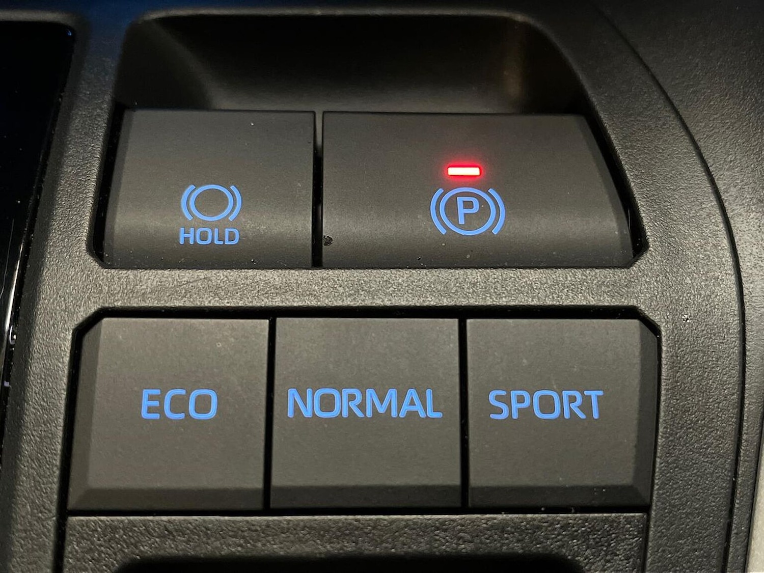 Used Toyota RAV4 2022 for sale - 76418201: Photo 31