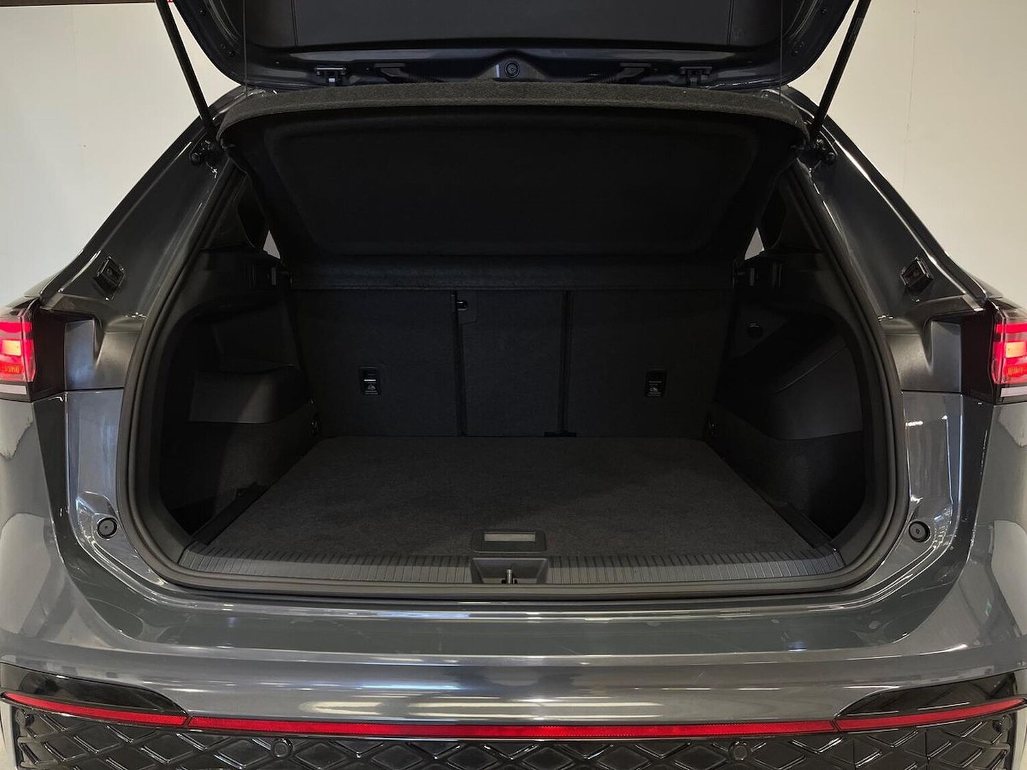 Used Volkswagen Tiguan 2024 for sale - 78195633: Photo 17