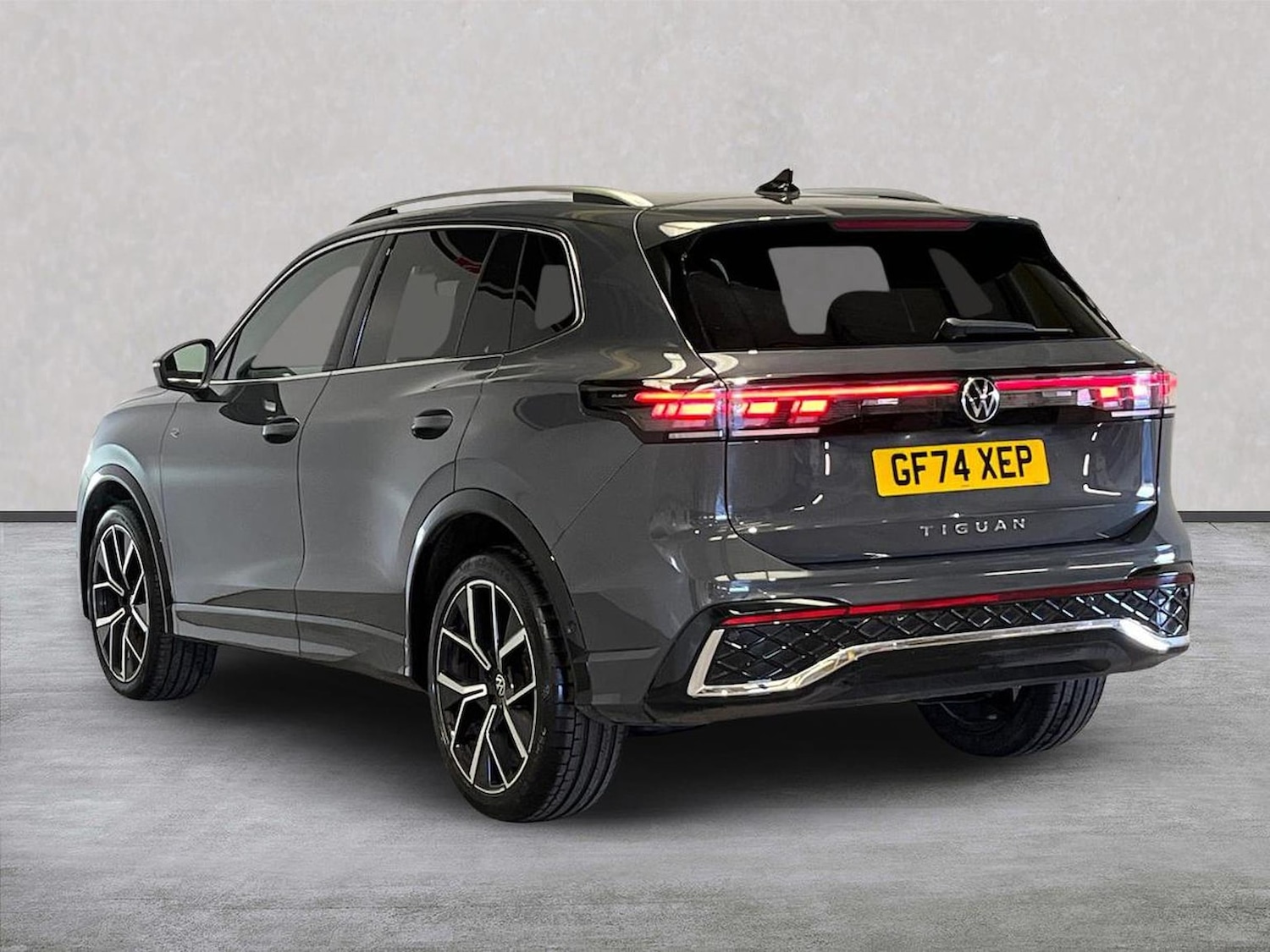 Used Volkswagen Tiguan 2024 for sale - 78195633: Photo 2