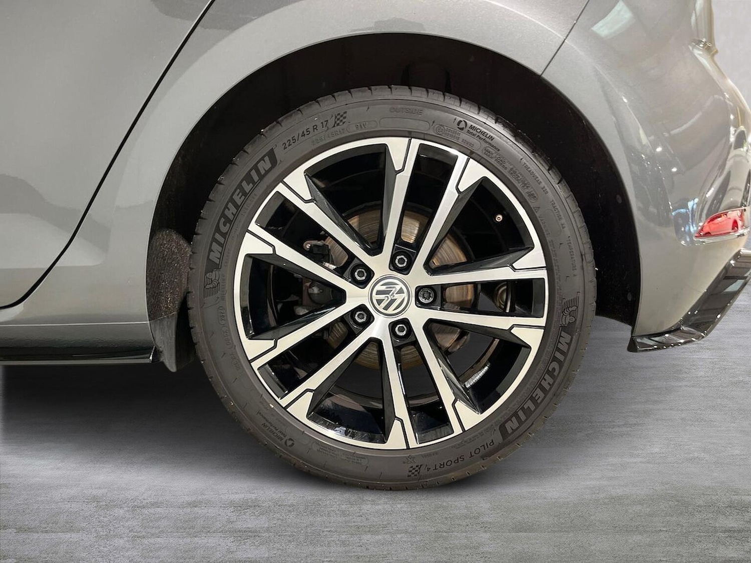 Used Volkswagen Golf 2019 for sale - 76831963: Photo 6