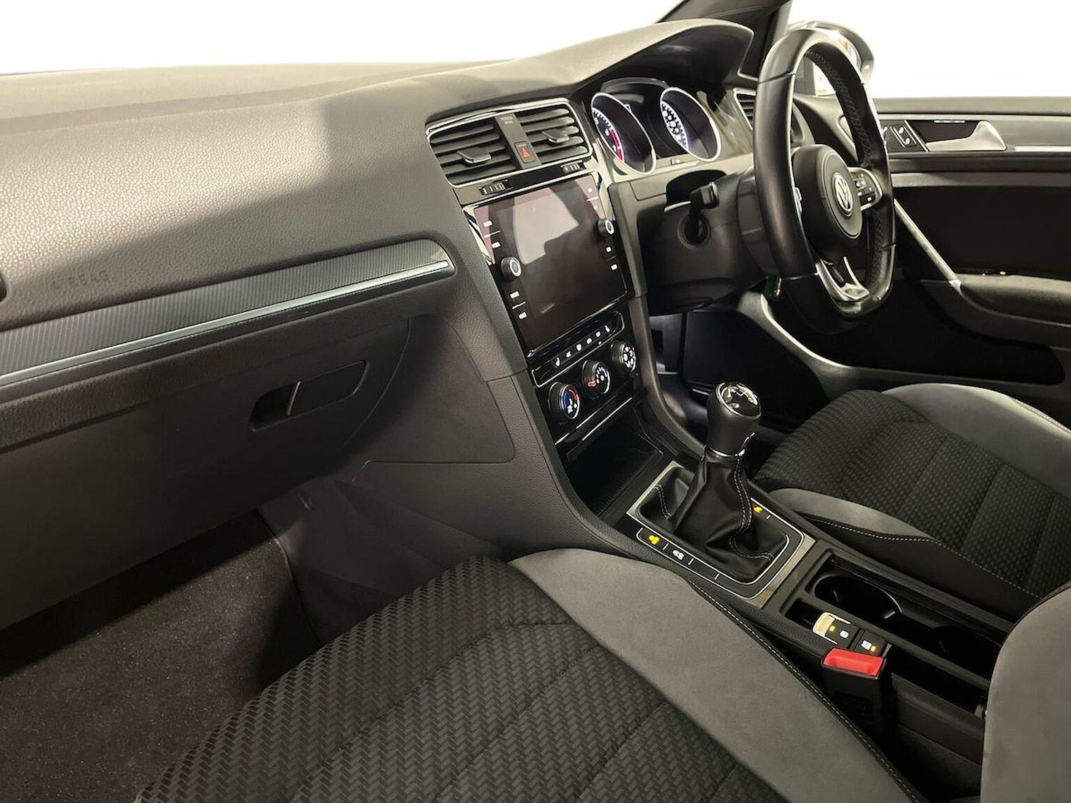 Used Volkswagen Golf 2019 for sale - 76831963: Photo 7