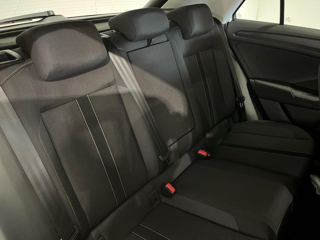 Used Volkswagen T-Roc 2026 for sale - 78195901: Photo 16