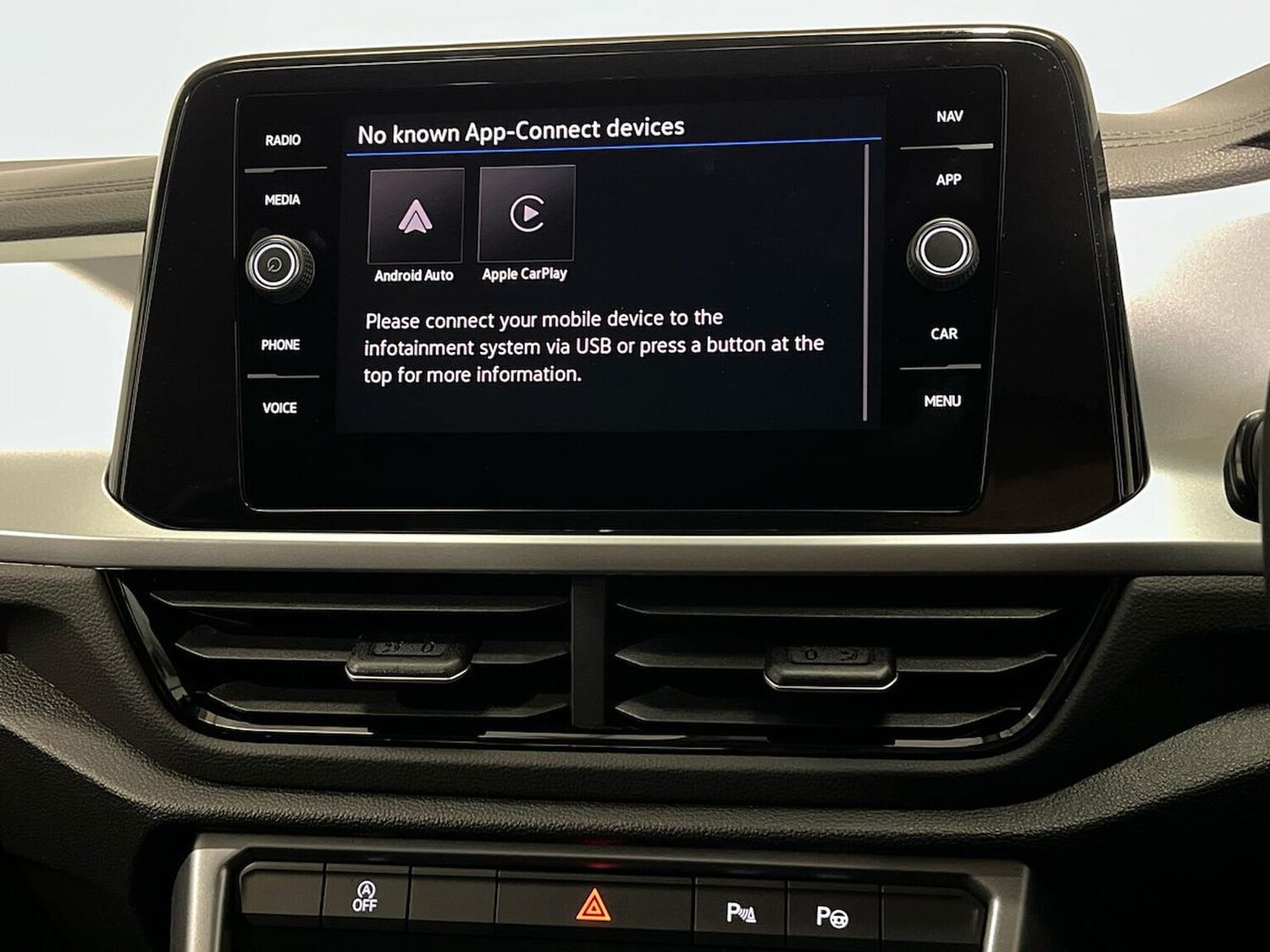 Used Volkswagen T-Roc 2026 for sale - 78195901: Photo 25