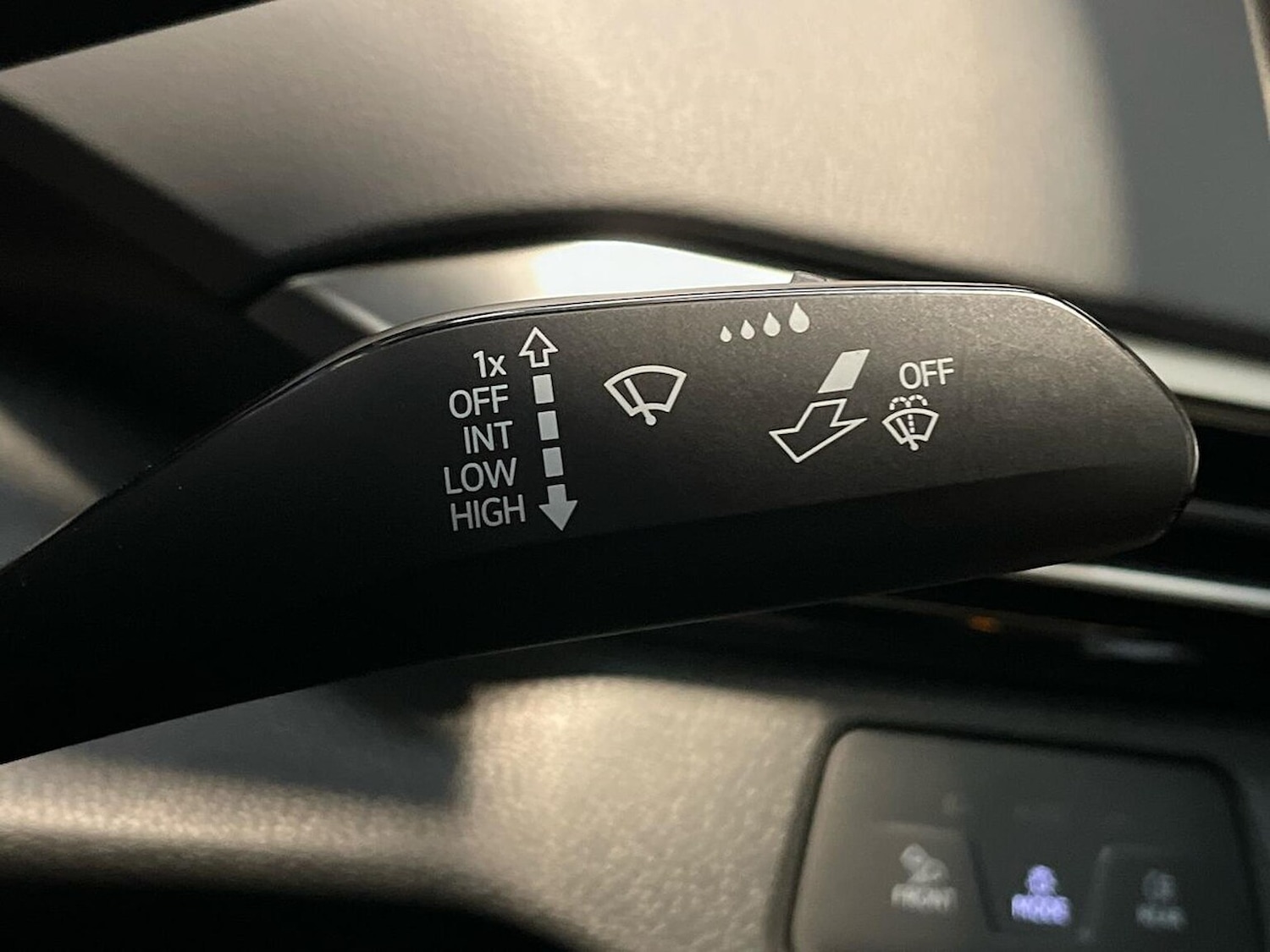 Used Volkswagen ID.5 2022 for sale - 76478219: Photo 28