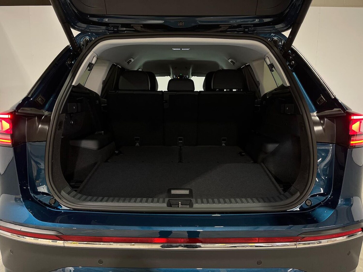 Used Volkswagen Touran 2025 for sale - 77888609: Photo 17