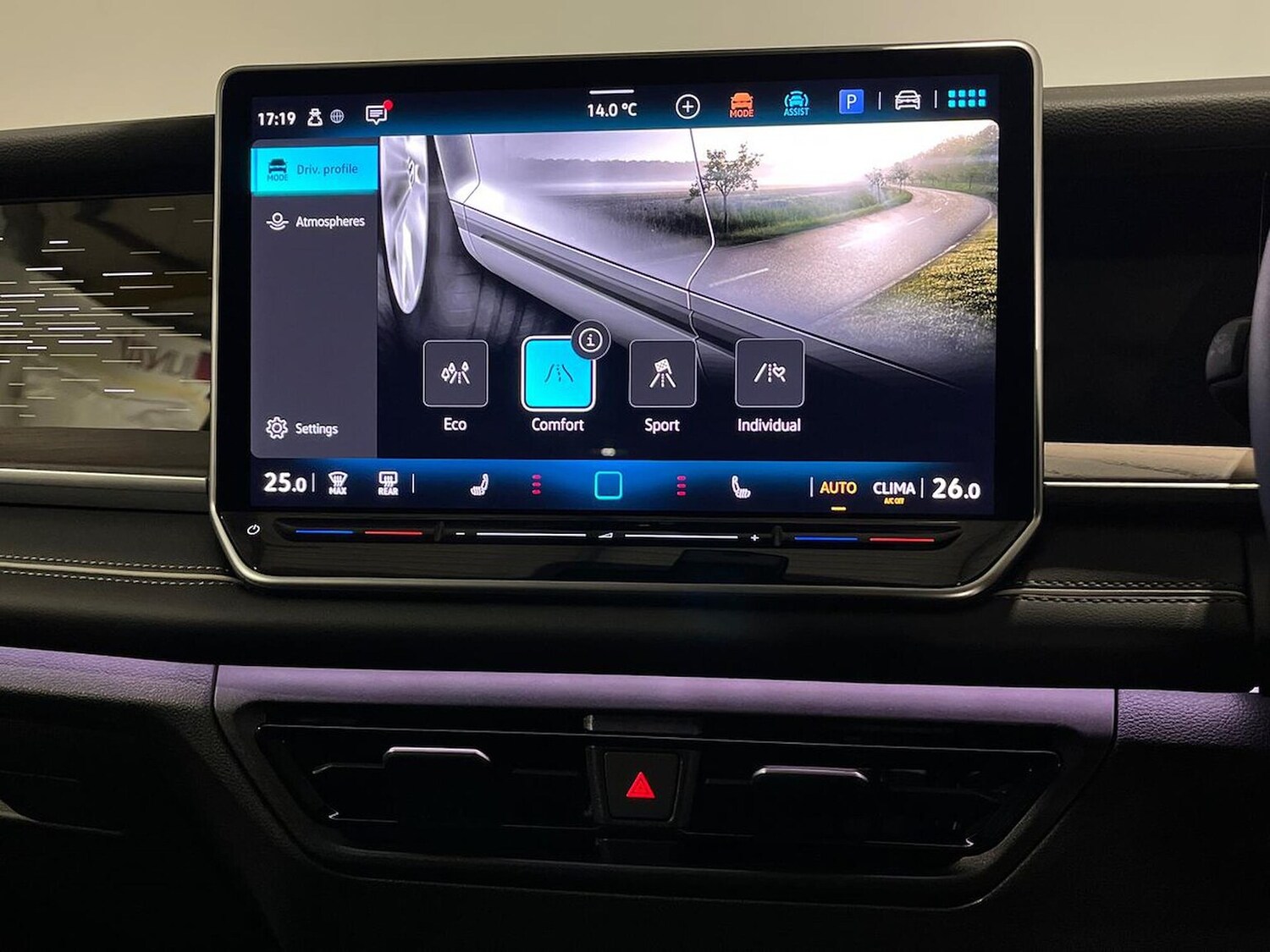 Used Volkswagen Touran 2025 for sale - 77888609: Photo 25