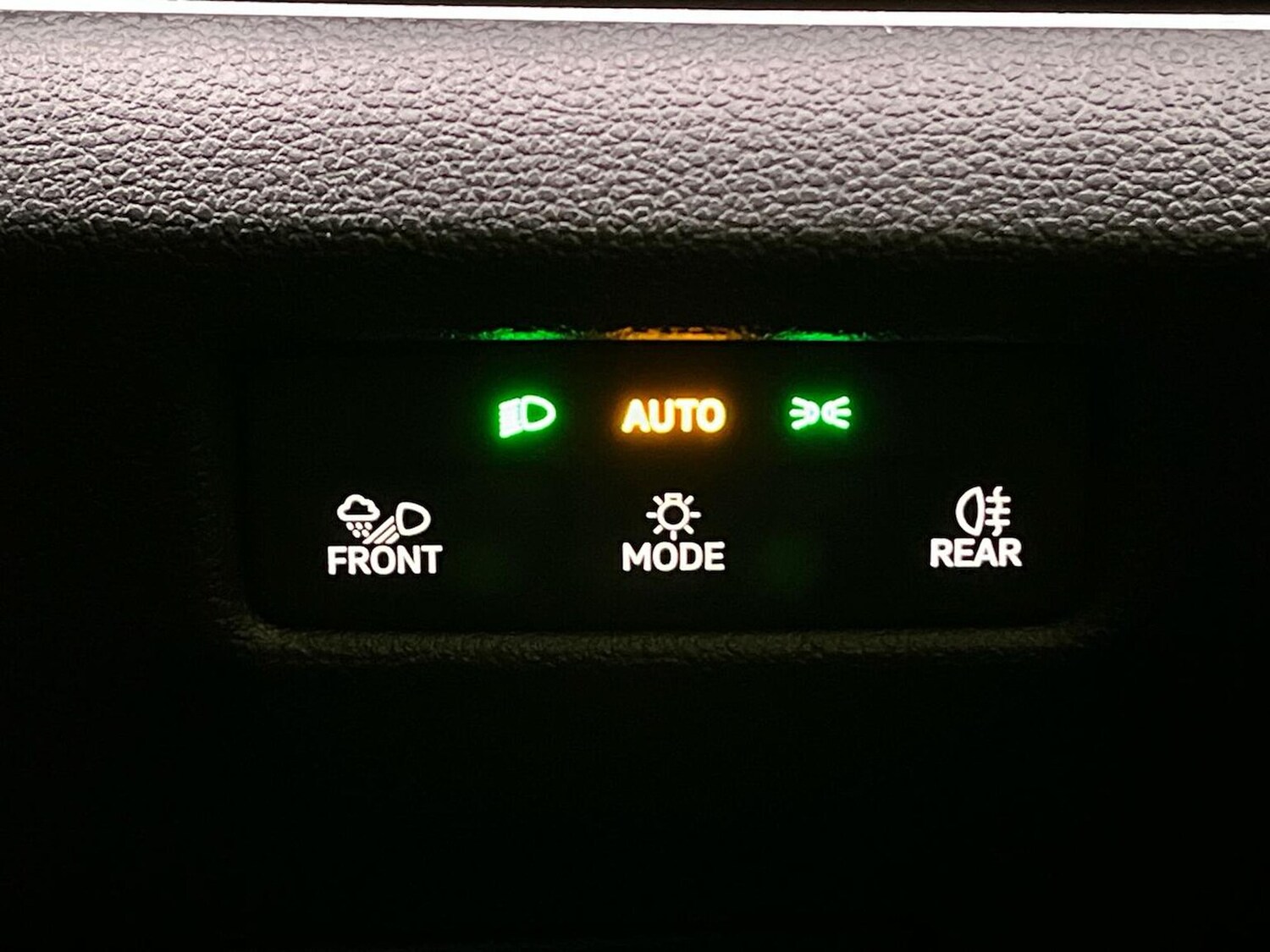 Used Volkswagen Touran 2025 for sale - 77888609: Photo 38