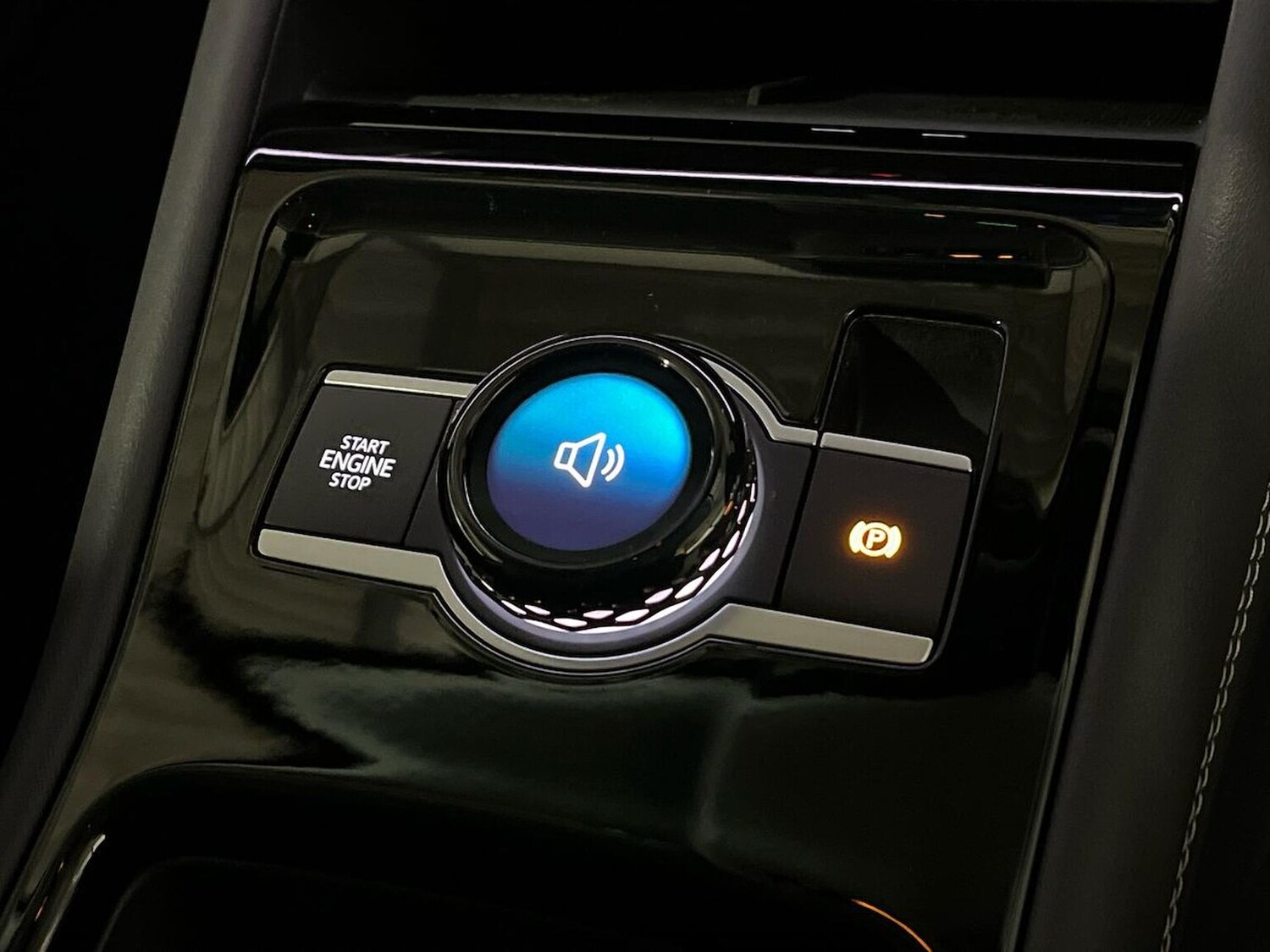 Used Volkswagen Touran 2025 for sale - 77888609: Photo 39