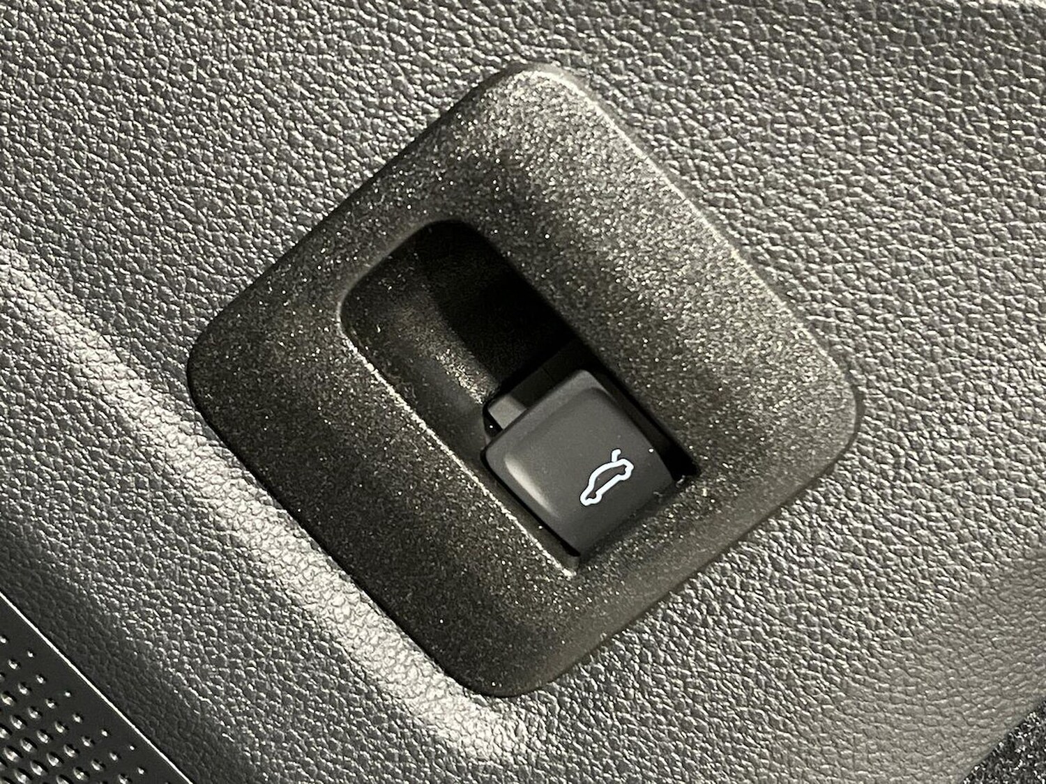 Used Volkswagen Touran 2025 for sale - 77888609: Photo 40