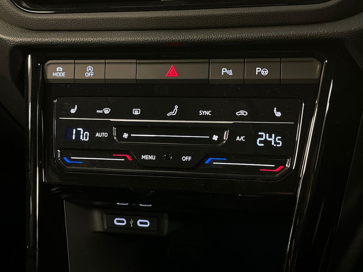 Used Volkswagen T-Roc 2025 for sale - 76492417: Photo 12