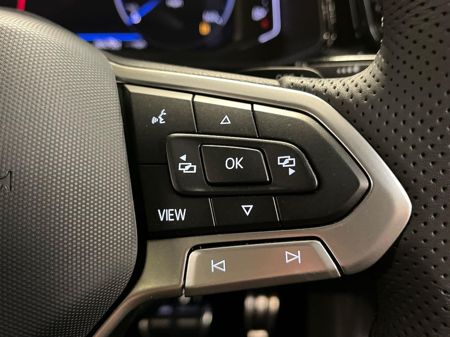 Used Volkswagen T-Roc 2025 for sale - 76492417: Photo 26