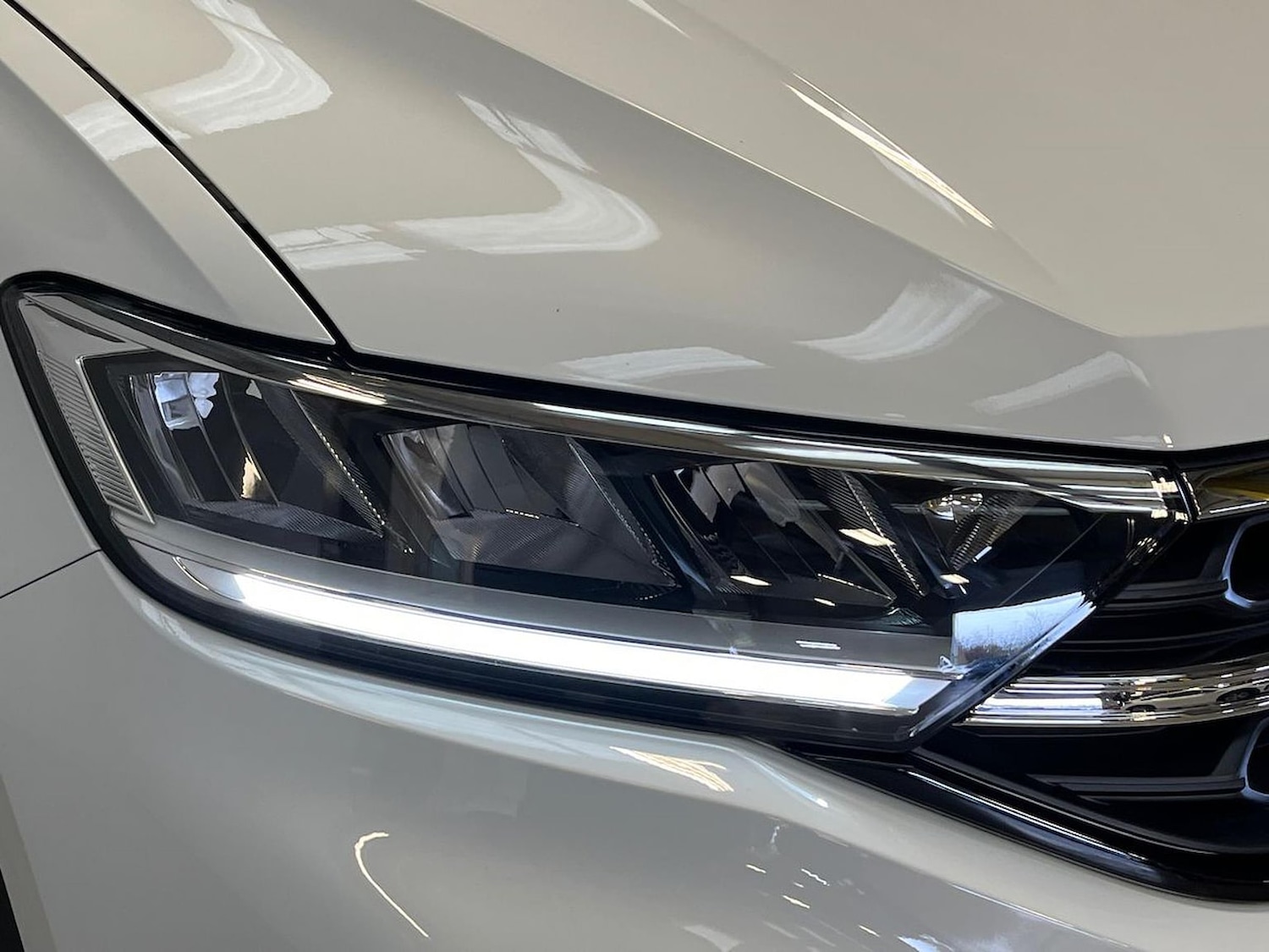 Used Volkswagen T-Roc 2025 for sale - 76492417: Photo 34