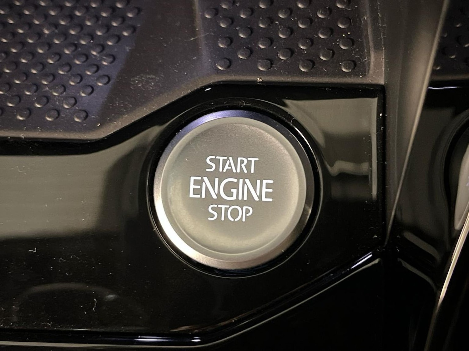 Used Volkswagen T-Roc 2025 for sale - 76492417: Photo 39