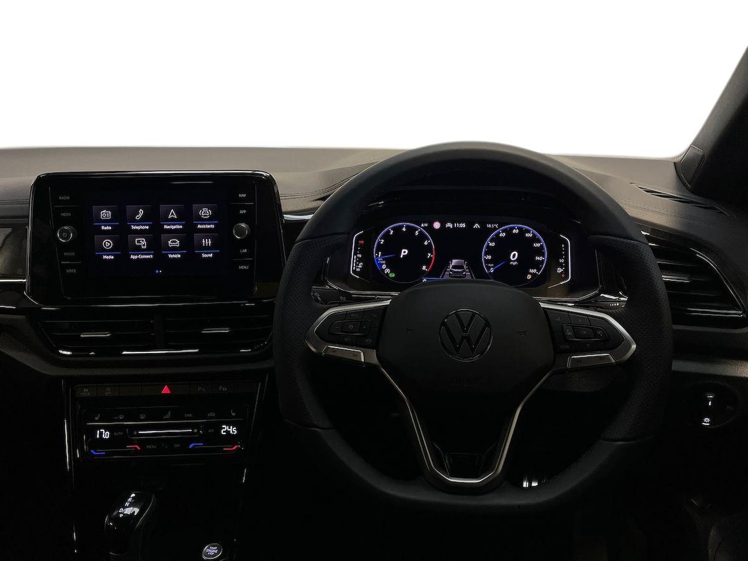 Used Volkswagen T-Roc 2025 for sale - 76492417: Photo 9