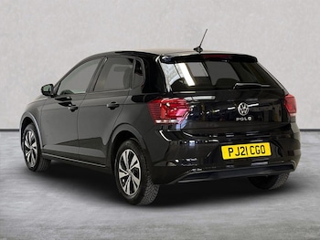Used Volkswagen Polo 2021 for sale - 76101360: Photo 2