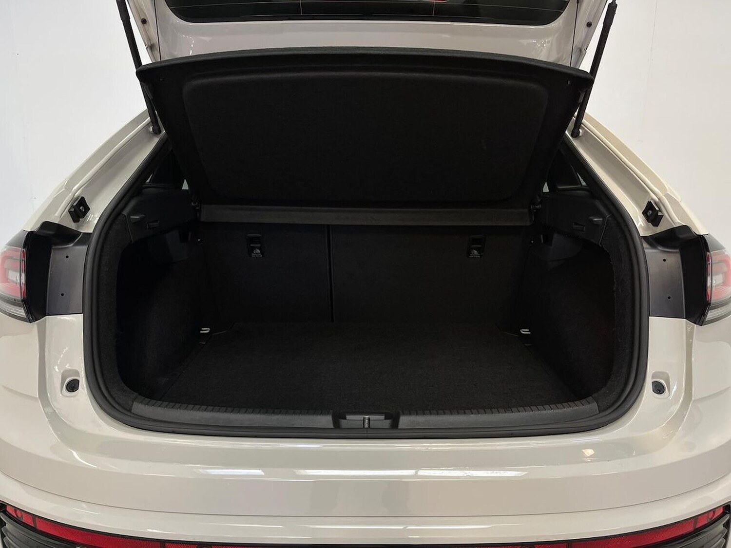 Used Volkswagen Taigo 2022 for sale - 76383352: Photo 17