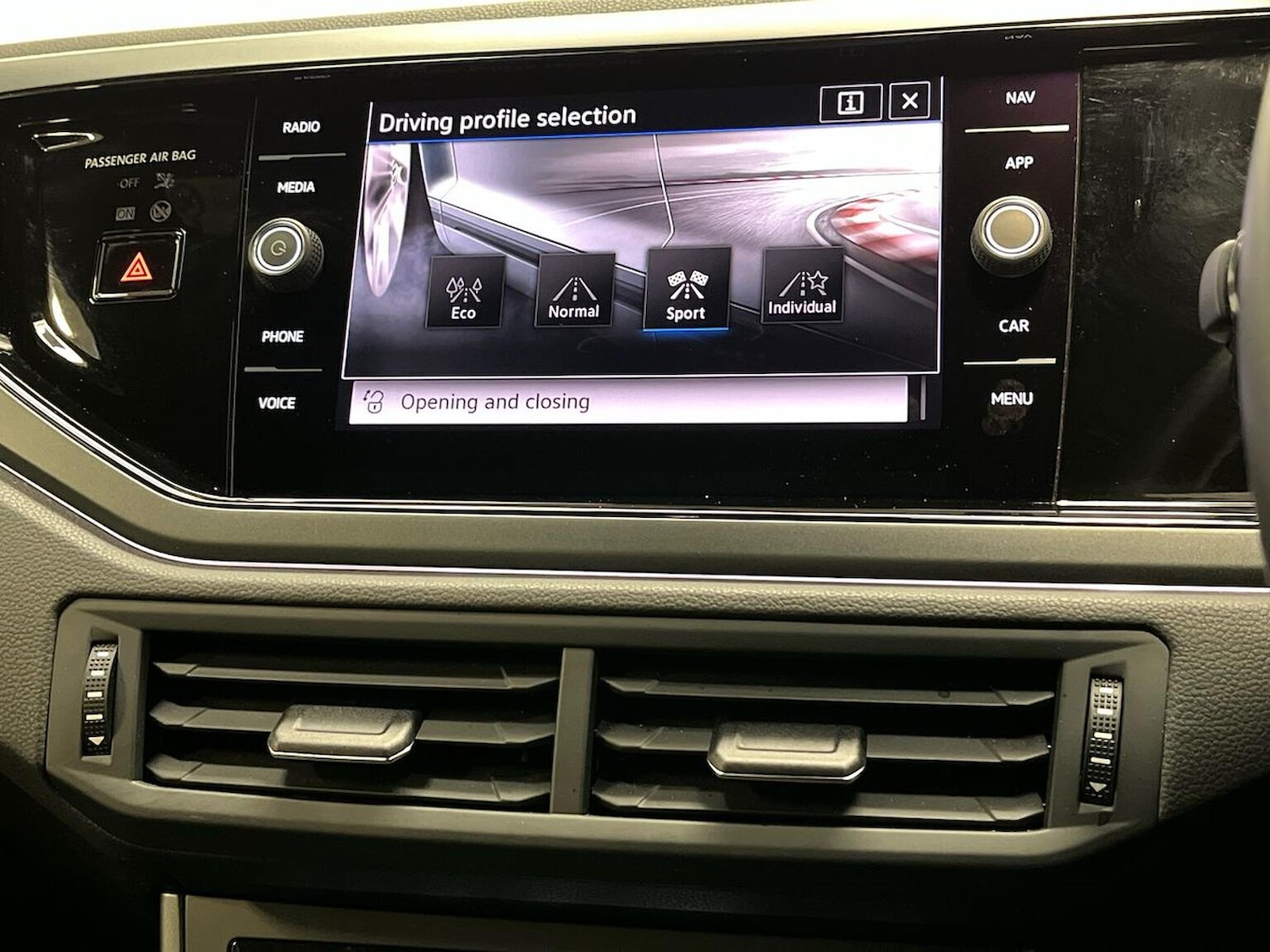 Used Volkswagen Taigo 2022 for sale - 76383352: Photo 39