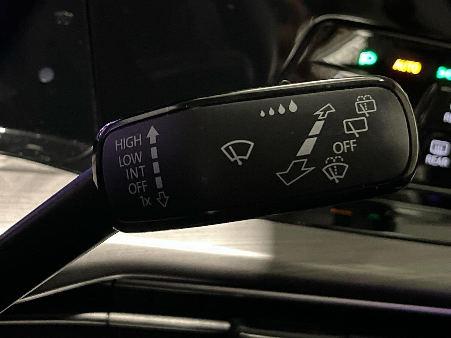 Used Volkswagen Golf 2020 for sale - 77845381: Photo 28