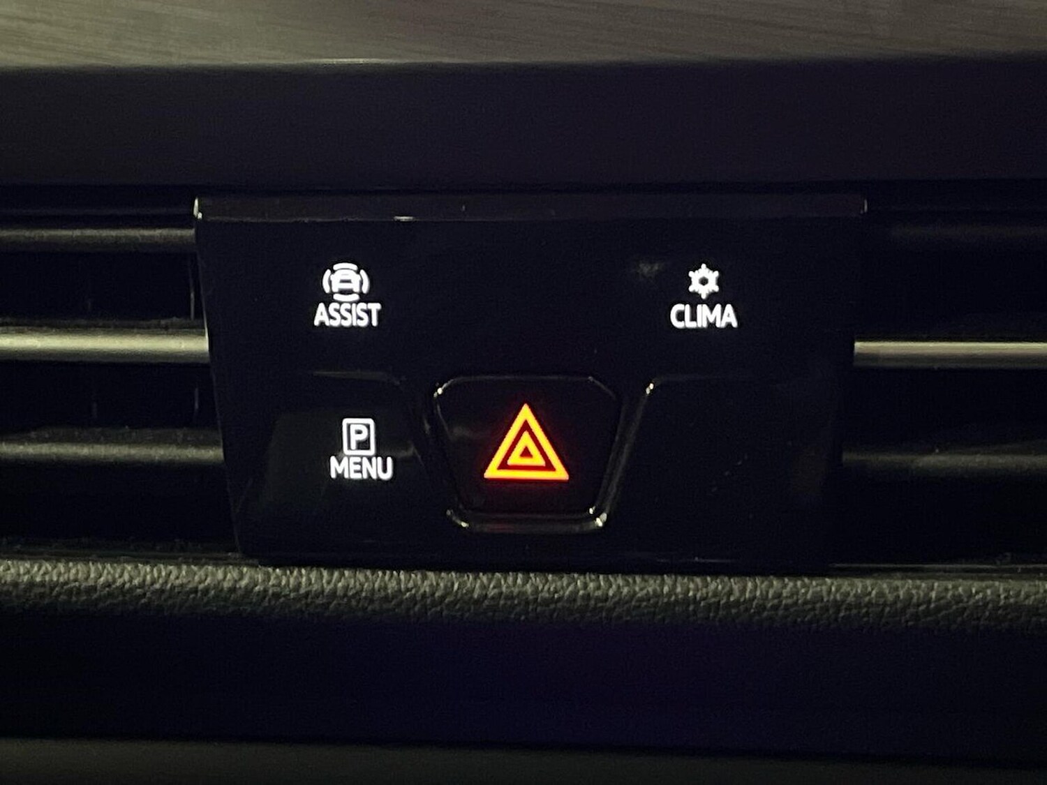 Used Volkswagen Golf 2020 for sale - 77845381: Photo 30