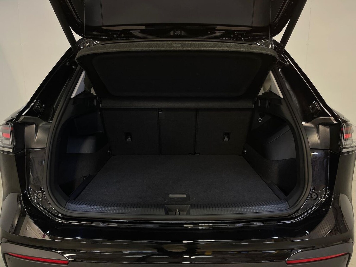 Used Volkswagen Tiguan 2024 for sale - 76164803: Photo 17