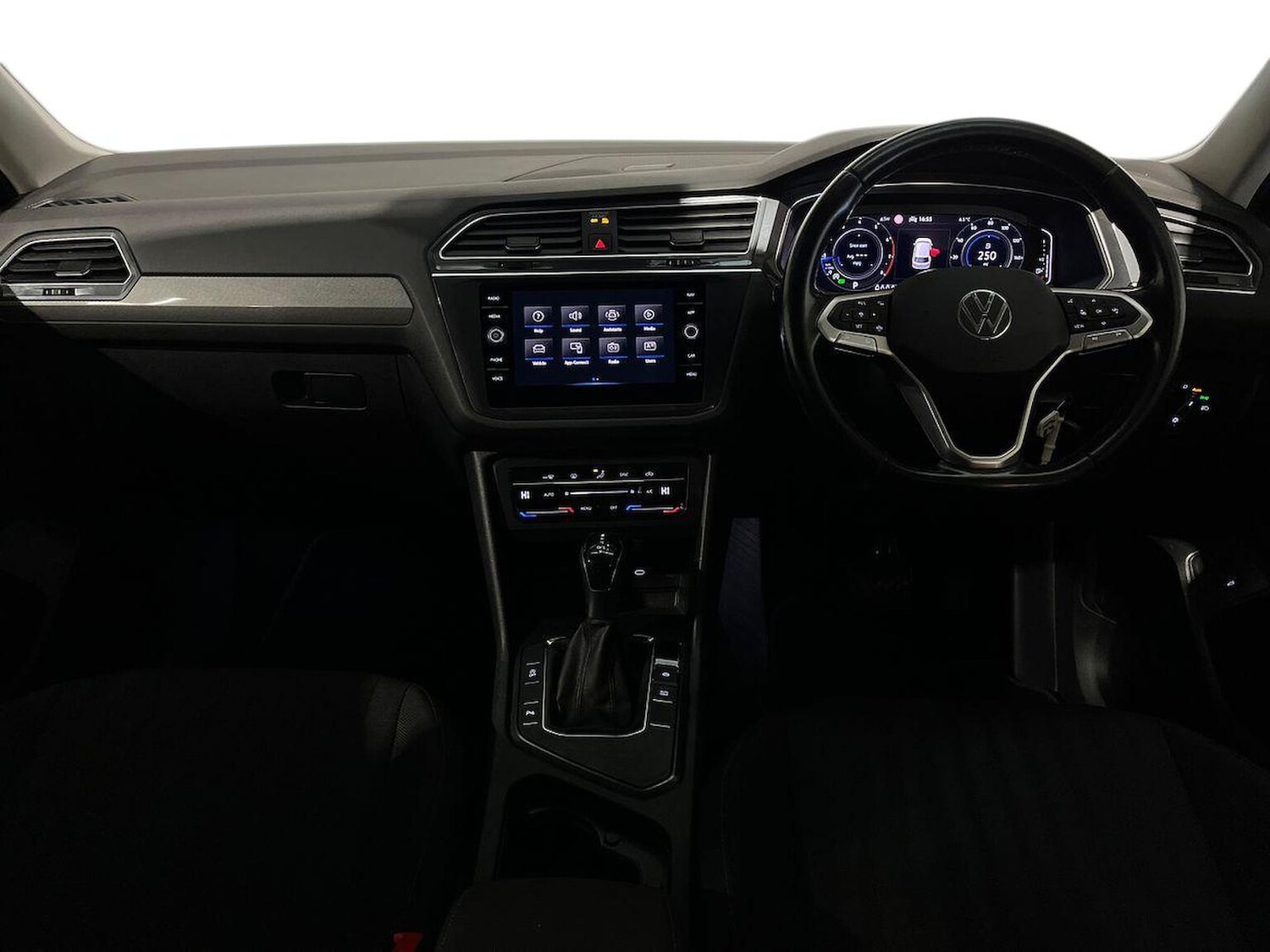 Used Volkswagen Tiguan Allspace 2022 for sale - 78060605: Photo 8